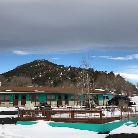 Raton Pass Motor Inn Kültér fotó