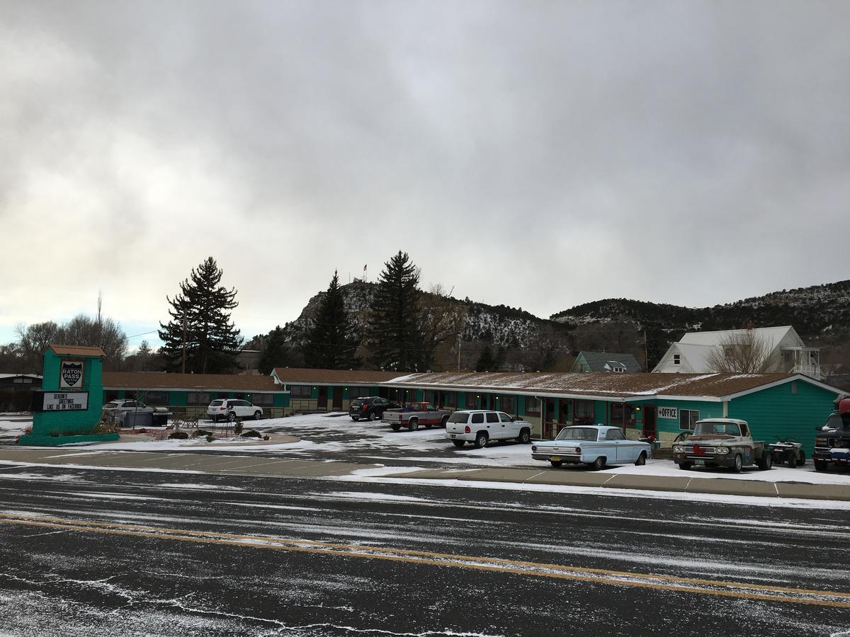 Raton Pass Motor Inn Kültér fotó
